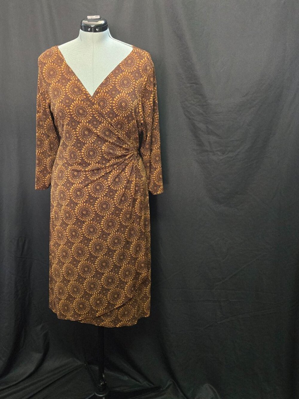 Vintage London Times Woman Brown & Gold Wrap Dress – Size 16W